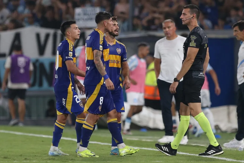 Carlos Palacios, Alan Velasco y Marcelo Saracchi en Boca Juniors. (Daniel Jayo/Getty Images).