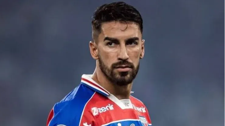 Juan Martín Lucero salió con polémica de Colo Colo.
