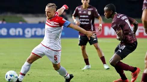 Estudiantes venció por 2-0 a Carabobo en Venezuela.