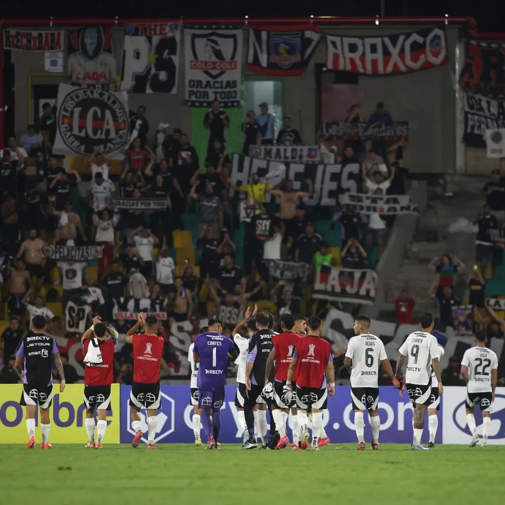 Así se fue Colo Colo del estadio ante Bucaramanga. (Foto: Colo Colo).