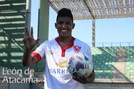 Bruno Vides en Copiapó. Hizo 15 goles en la temporada 2014-2015.