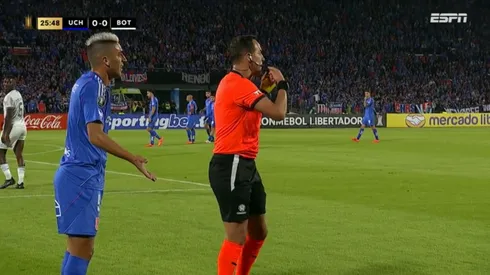 Lea Fernández se ganó una tonta amarilla ante Botafogo.