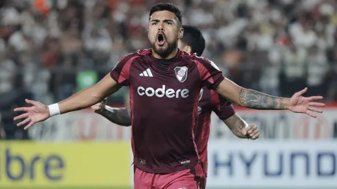 Paulo Díaz se puso la capa y salvó a River en su debut por el Grupo B.