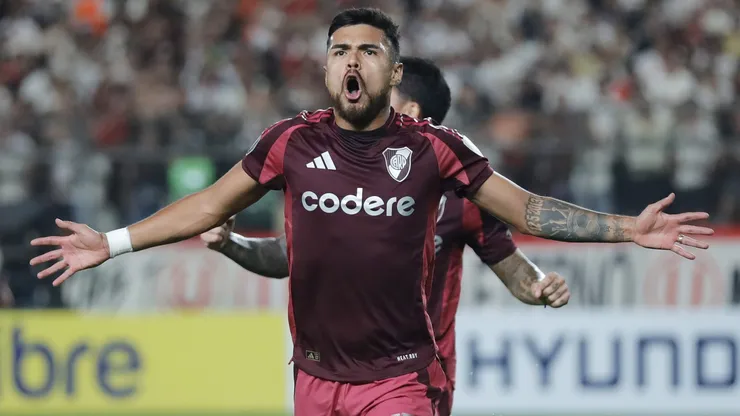 Paulo Díaz se puso la capa y salvó a River en su debut por el Grupo B.