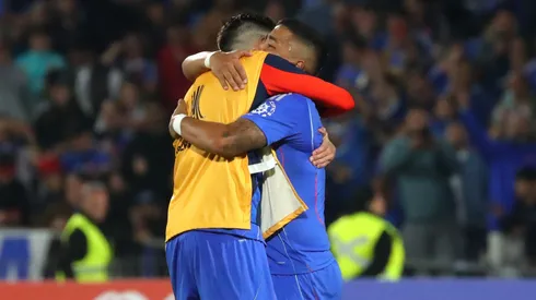 En Brasil destacan a una "dupla icónica" en la victoria de Unviersidad de Chile a Botafogo, y que además metía cuco.