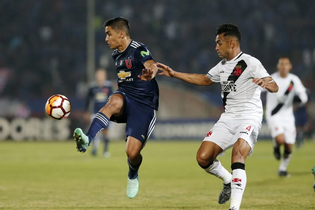 Nicolás Guerra ante Vasco da Gama en la Copa Libertadores 2018. (Javier Torres/Photosport).
