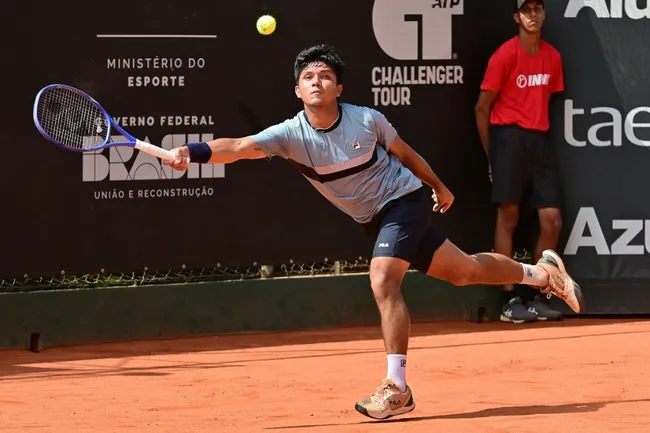 Matías Soto en el Challenger de Campinas vs. Conner Huertas del Pino (Instituto Sport).