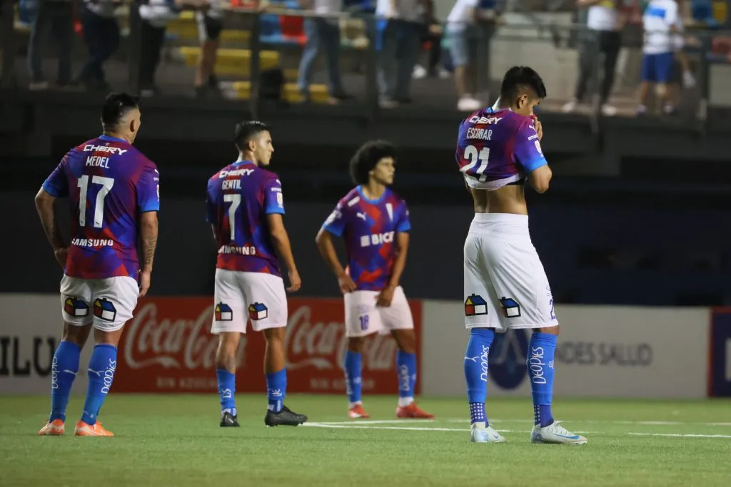 U. Católica quedó eliminada de la Copa Chile: segundo fracaso del año | Photosport