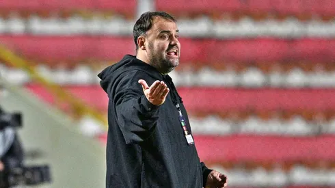 Coto Sierra terminó muy disconforme con el debut en la Copa Sudamericana.