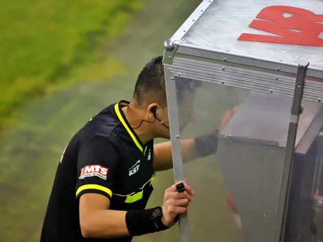 Escándalo: Árbitro es captado ingresando a una casa de apuestas