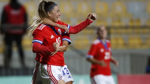 La roja femenina sale a la cancha este viernes.
