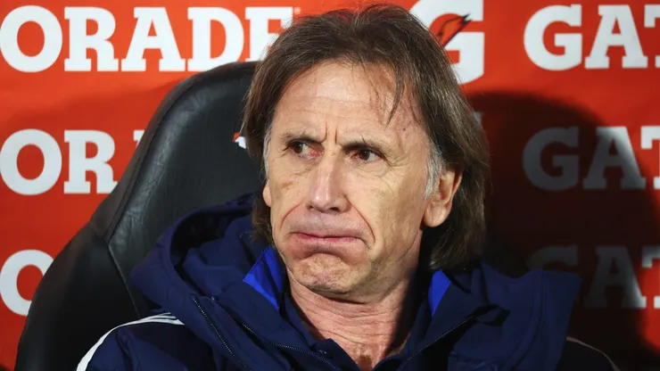 Ricardo Gareca sigue recibiendo críticas por su trabajo en la selección chilena.