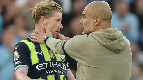 Kevin De Bruyne y Pep Guardiola, una relación que termina con el cierre de la Premier League.