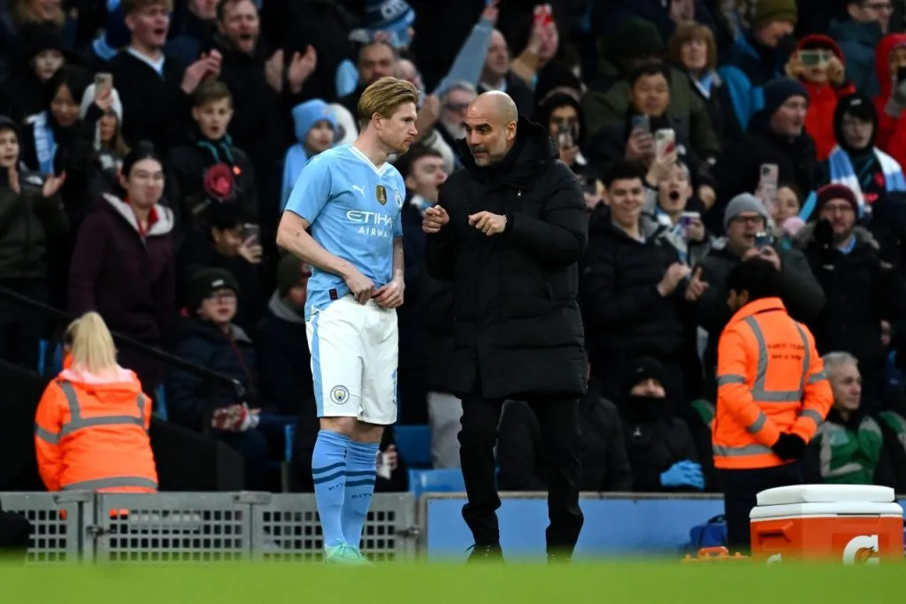 Kevin De Bruyne y Josep Guardiola, una relación que finaliza esta temporada (Getty Images)