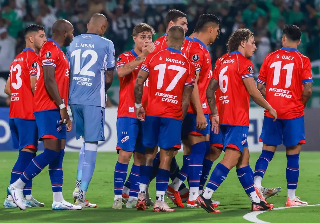 Partido para el olvido de Edu Vargas: críticas e insultos en Uruguay.