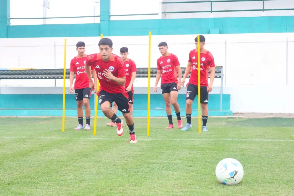 La selección chilena sub 17 saldrá a la cancha ante Paraguay esta noche. Foto: Comunicaciones FFCH.