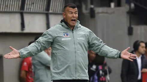 Jorge Almirón alista la lista de citados para el duelo de Colo Colo ante Santiago Wanderers.