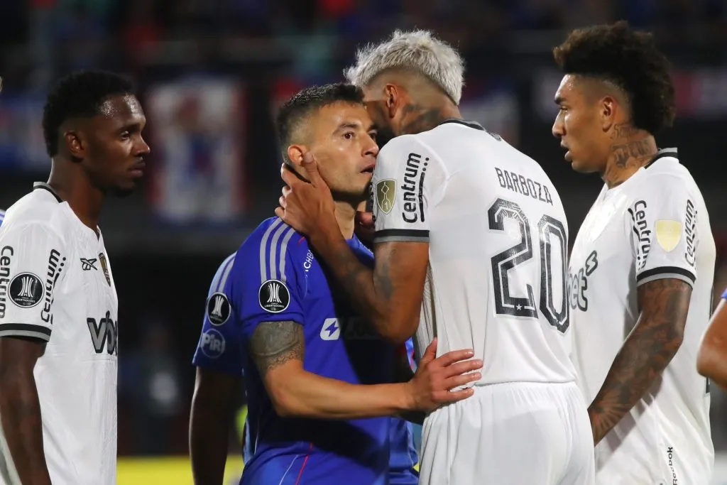 Futbol, Universidad de Chile vs Botafogo.
Fase de grupos, Copa Libertadores 2025.
El jugador de Botafogo Alexander Barboza es fotografiado durante el partido de copa libertadores por el grupo A contra Universidad de Chile disputado en el estadio Nacional en Santiago, Chile.
02/04/2024
Jonnathan Oyarzun/Photosport
Football, Universidad de Chile vs Botafogo.
Group stage, Copa Libertadores 2025.
Botafogo’s player Alexander Barboza is pictured during the copa libertadores match for group A against Universidad de Chile at the Nacional stadium in Santiago, Chile.
02/04/2024
Jonnathan Oyarzun/Photosport