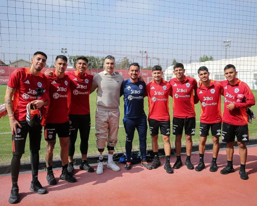 Cristóbal Campos en su visita a la Selección Chilena en “Juan Pinto Durán” (Instagram)