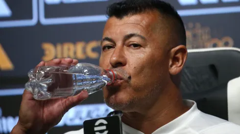 Almirón provocó un tenso momento con su escueta respuesta