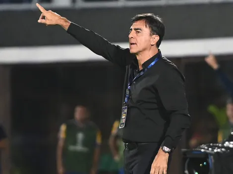 Quinteros lo pasa terrible y un DT de fama mundial lo atormenta