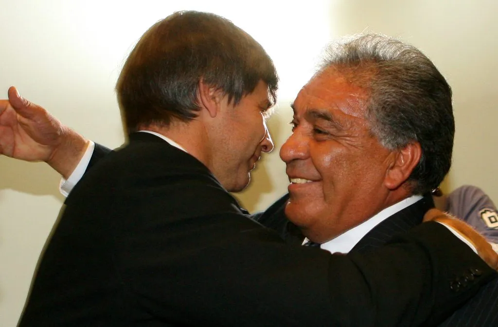 Reinaldo Sánchez y Harold Mayne Nicholls en una elección de la ANFP. (ANDRES PINA/PHOTOSPORT).