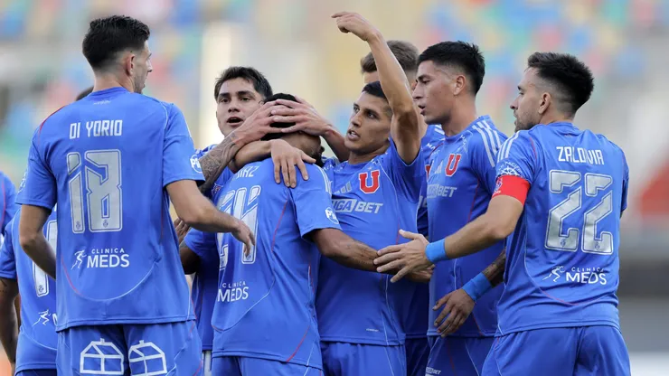 Universidad de Chile tiene una linda pelea en el mediocampo.