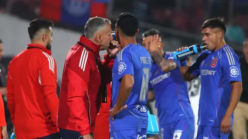 Álvarez tiene un lado muy locuaz que mostró con la prensa