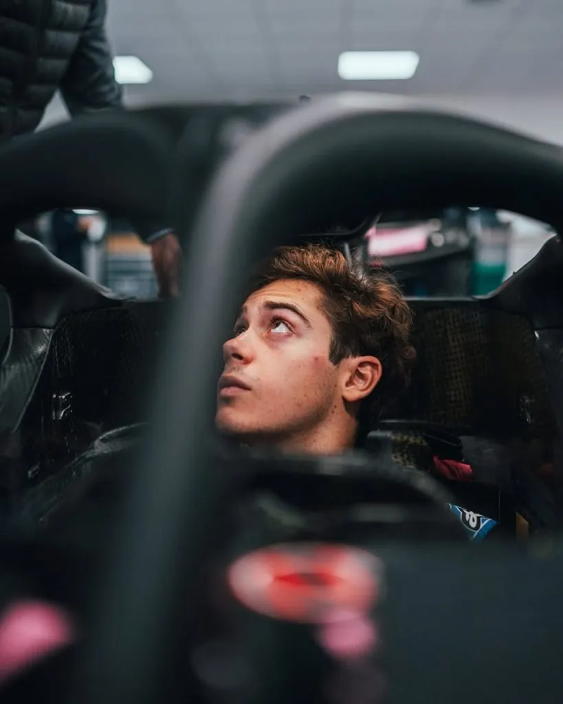 Franco Colapinto de Alpine (alpinef1team).