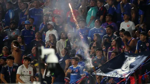 Hinchas de la U fueron advertidos en Argentina.
