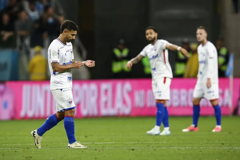 Fortaleza está muy complicado antes de visitar a Colo Colo. Foto: Getty Images.