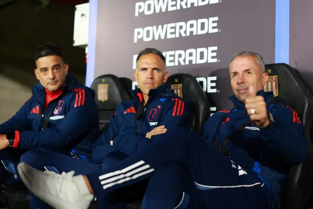 Gustavo Álvarez aseguró tener los pies en la tierra tras una nueva victoria de Universidad de Chile en esta Libertadores. | Foto: Photosport.