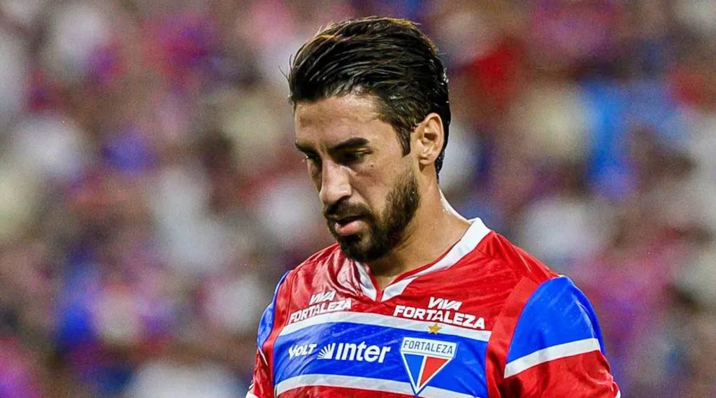 Juan Martín Lucero esperará en la banca para jugar en el duelo de Fortaleza y Colo Colo. Foto: Getty Images.