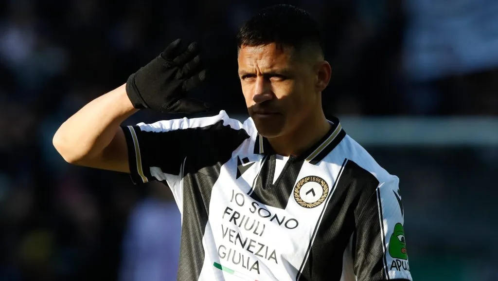 Alexis Sánchez puede estar viviendo sus últimos días en Udinese.