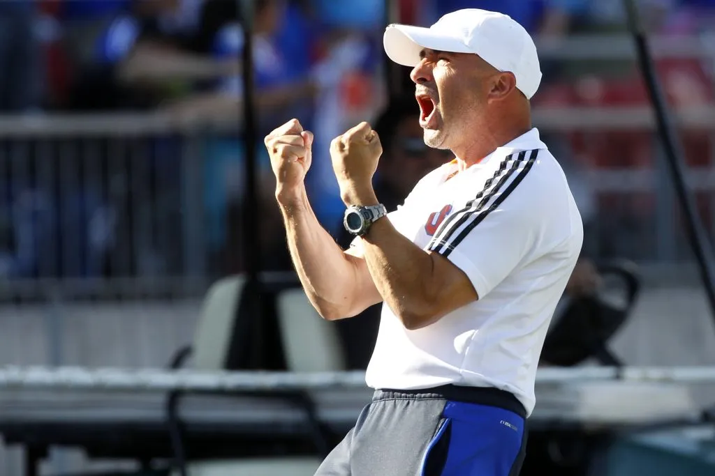 Danilo Díaz no tuvo miedo en comparar a Gustavo Álvarez con Jorge Sampaoli tras el triunfo de Universidad de Chile sobre Estudientes. | Foto: Photosport.