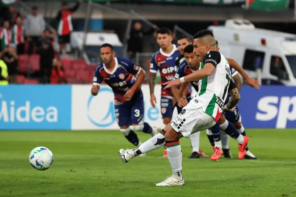Bryan Carrasco le dio el triunfo a Palestino por Copa Sudamericana (Photosport)