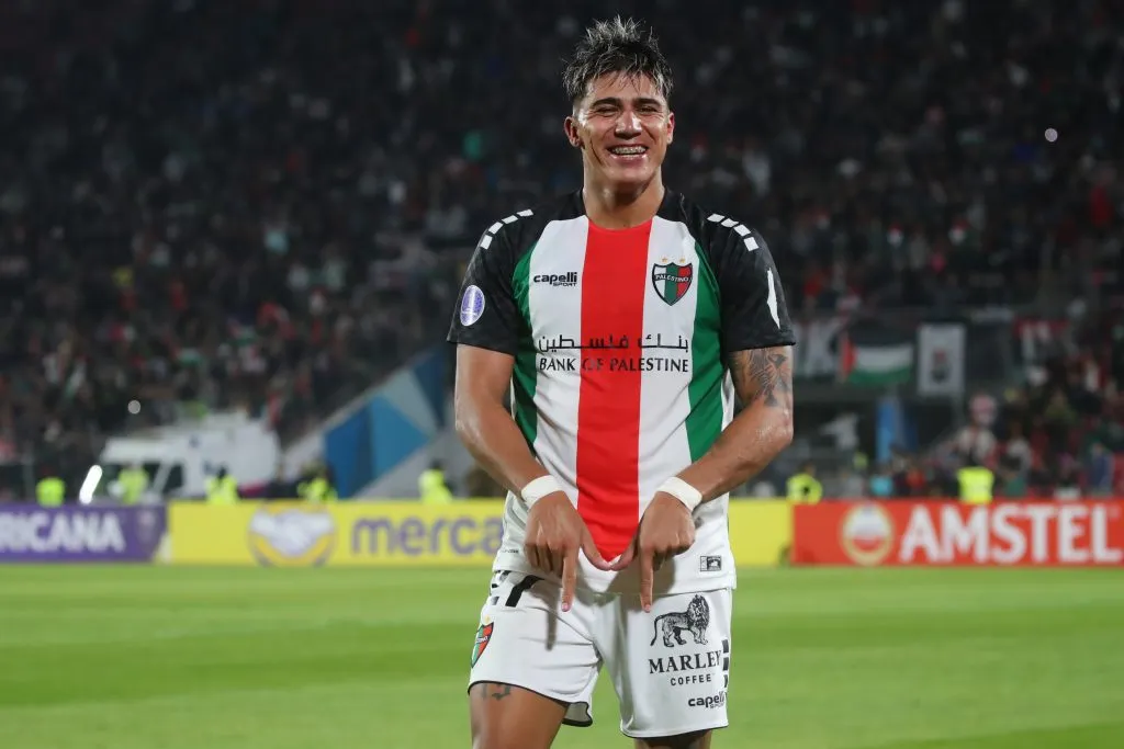 Otro festejo de Junior Marabel ante Unión Santa Fe. (Jonnathan Oyarzun/Photosport).