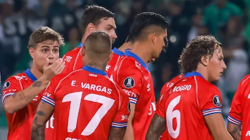 Eduardo Vargas está lejos de su mejor nivel en Nacional de Montevideo.