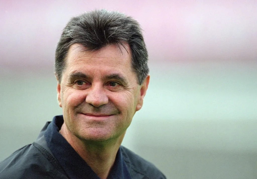 Mirko Jozic declinó la invitación del Cacique para conmemorar los 100 años de la institución. (Jamie McDonald /Allsport).