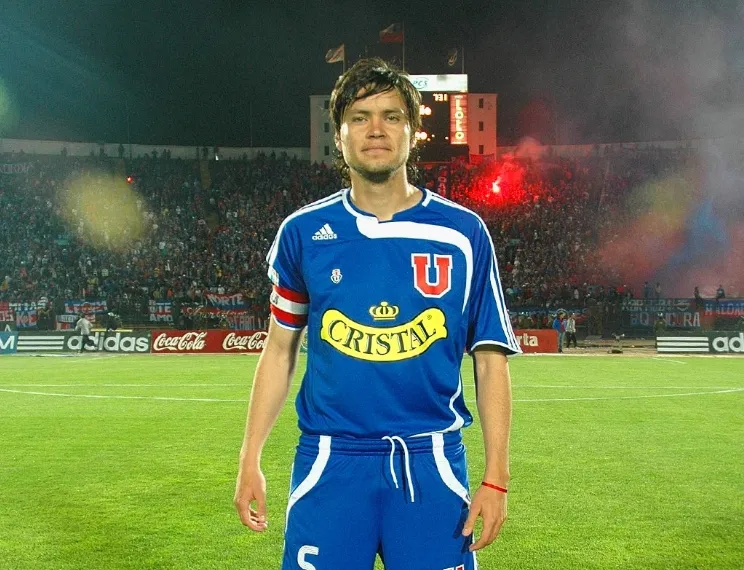 Waldo Ponce no duda: la U le gana 2-1 a Colo Colo.