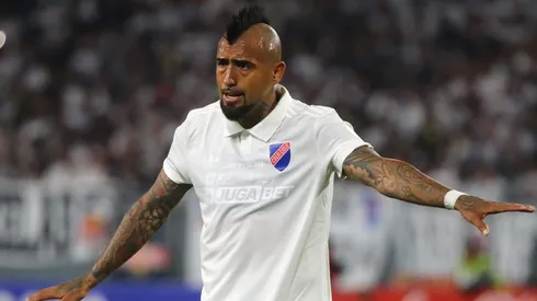 Arturo Vidal se refirió a la muerte de dos hinchas que iban a ver a Colo Colo en la Copa Libertadores.