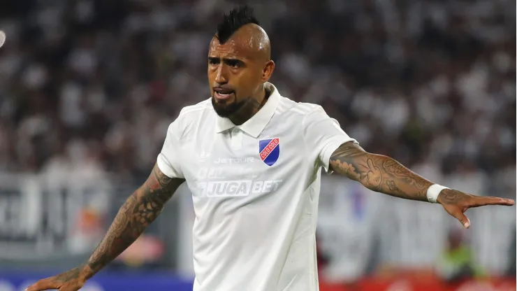Arturo Vidal se refirió a la muerte de dos hinchas que iban a ver a Colo Colo en la Copa Libertadores.