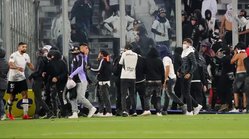 Incidentes afuera y dentro del Estadio Monumental con hinchas de Colo Colo llevaron a la ANFP a presionar al Gobierno.