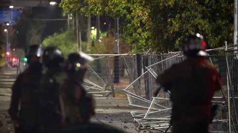 Caos total en las afueras del recinto.