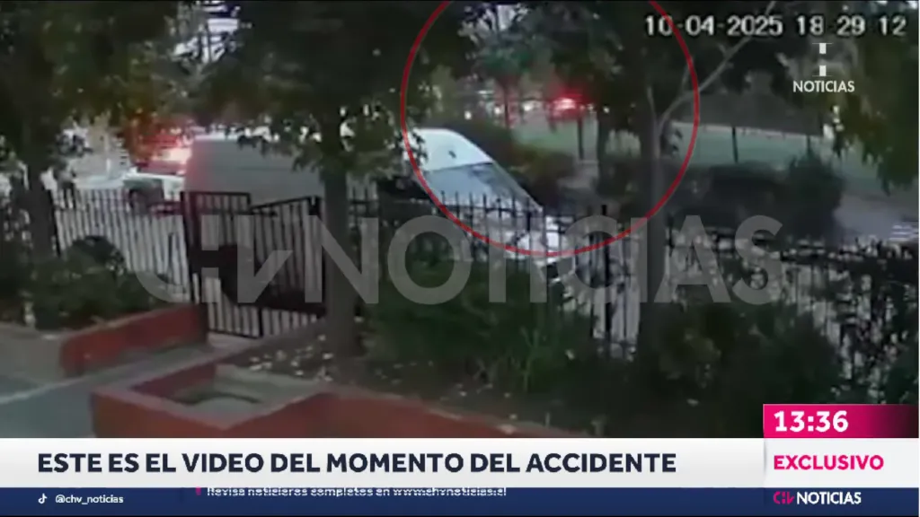 A las 18:29 hrs, ambas ambulancias iban en dirección a Benito Rebolledo hacia el oriente.