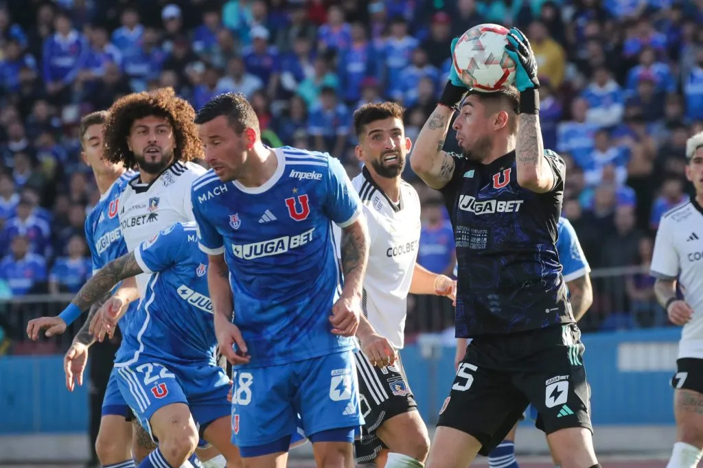 Aún pendiente el polémico duelo entre Colo Colo y la U por la Supercopa, ahora es oficial: también se suspende el Superclásico por la Liga de Primera.