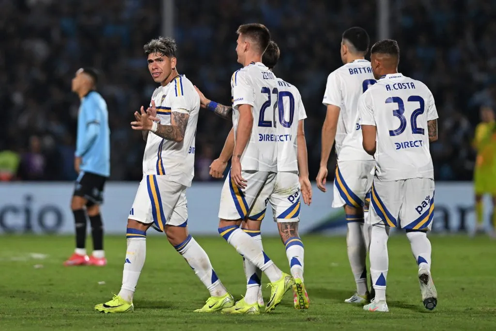 Carlos Palacios selló el triunfo de Boca Juniors ante Belgrano. Foto: Getty Images.