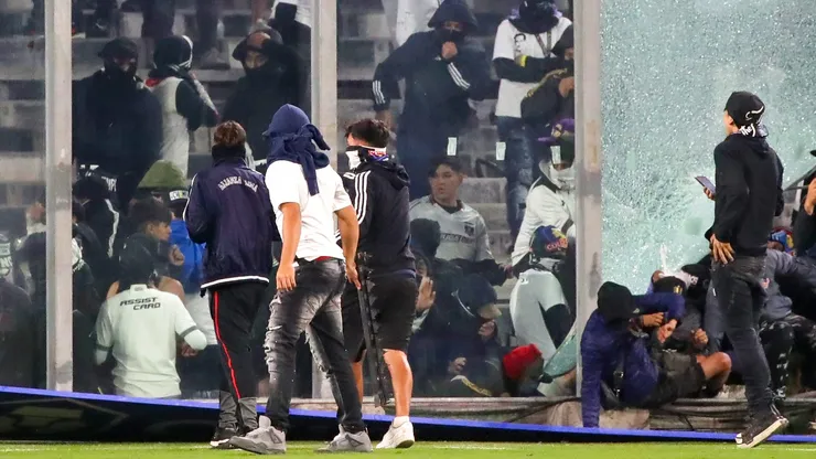 Colo Colo se aferra de los milagros.