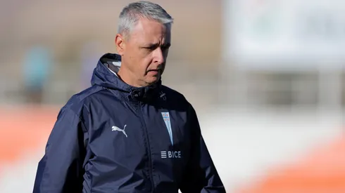 Tiago Nunes sigue cuestionado por su desempeño en la UC.