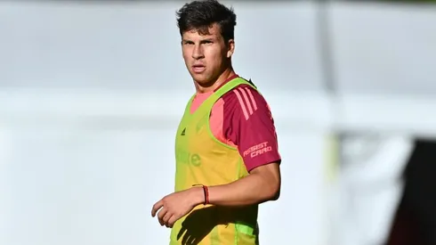 Gonzalo Tapia no la pasa bien en Argentina.